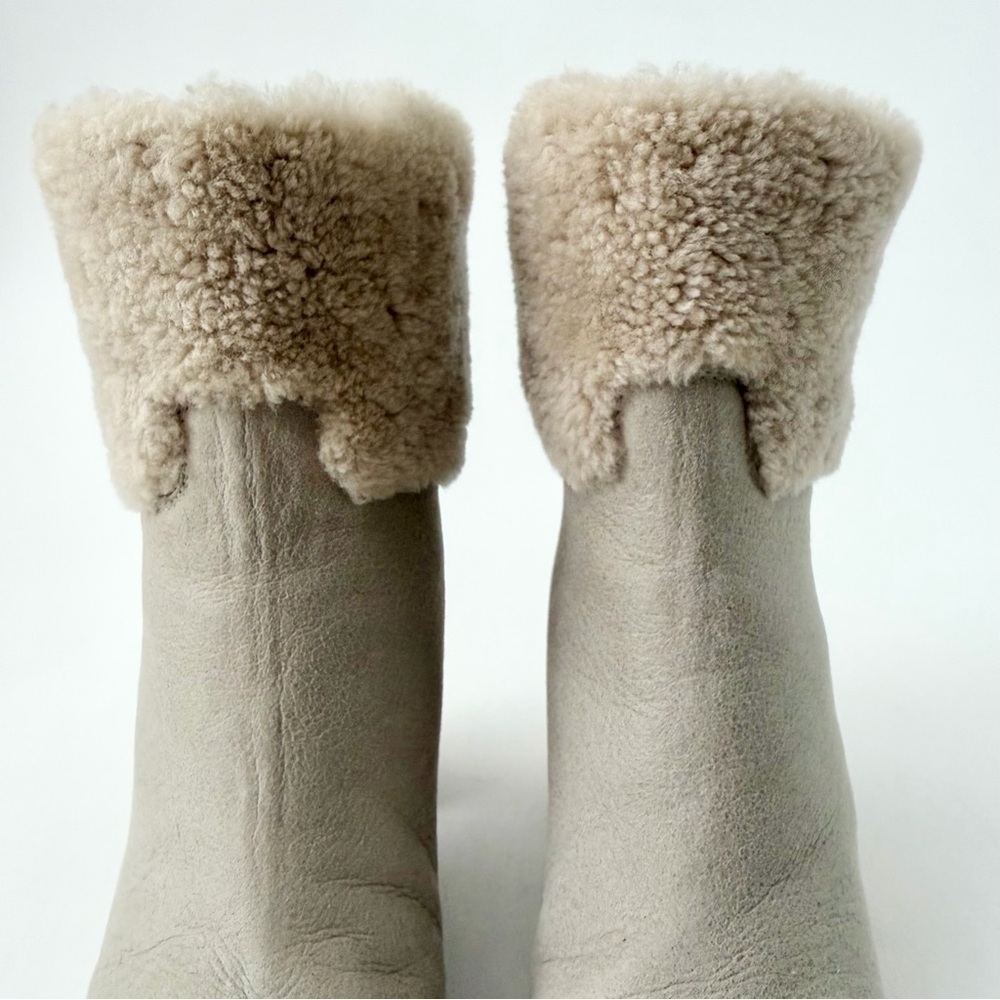 CHANEL | Beige Shearling Fur Suede Ankle Boots Heeled Booties CC Logo 37.5 - Picture 4 of 14